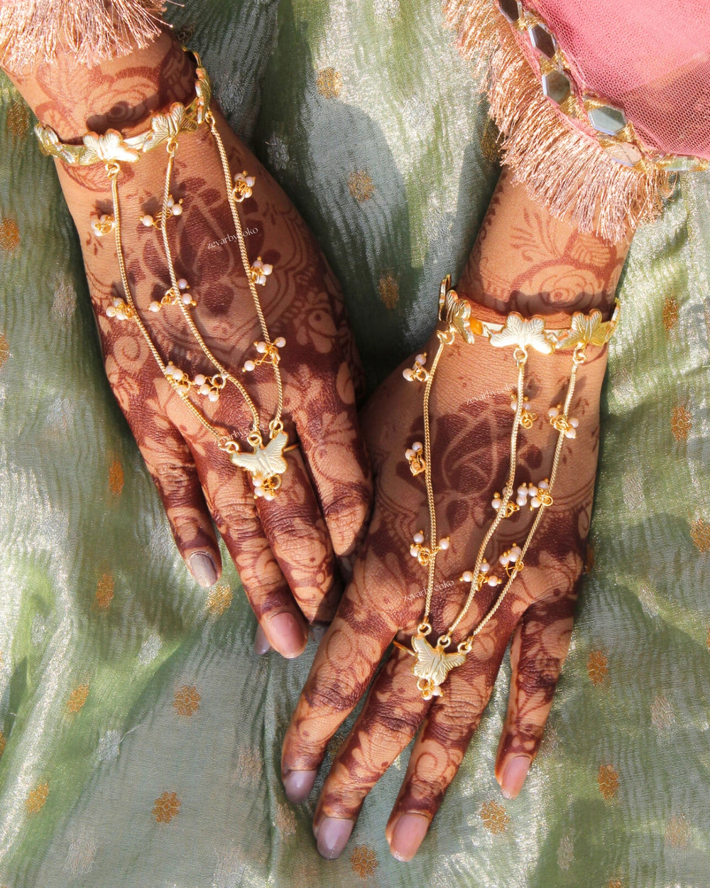 Coko's Titli Pearl Hathphool - Set of 2
