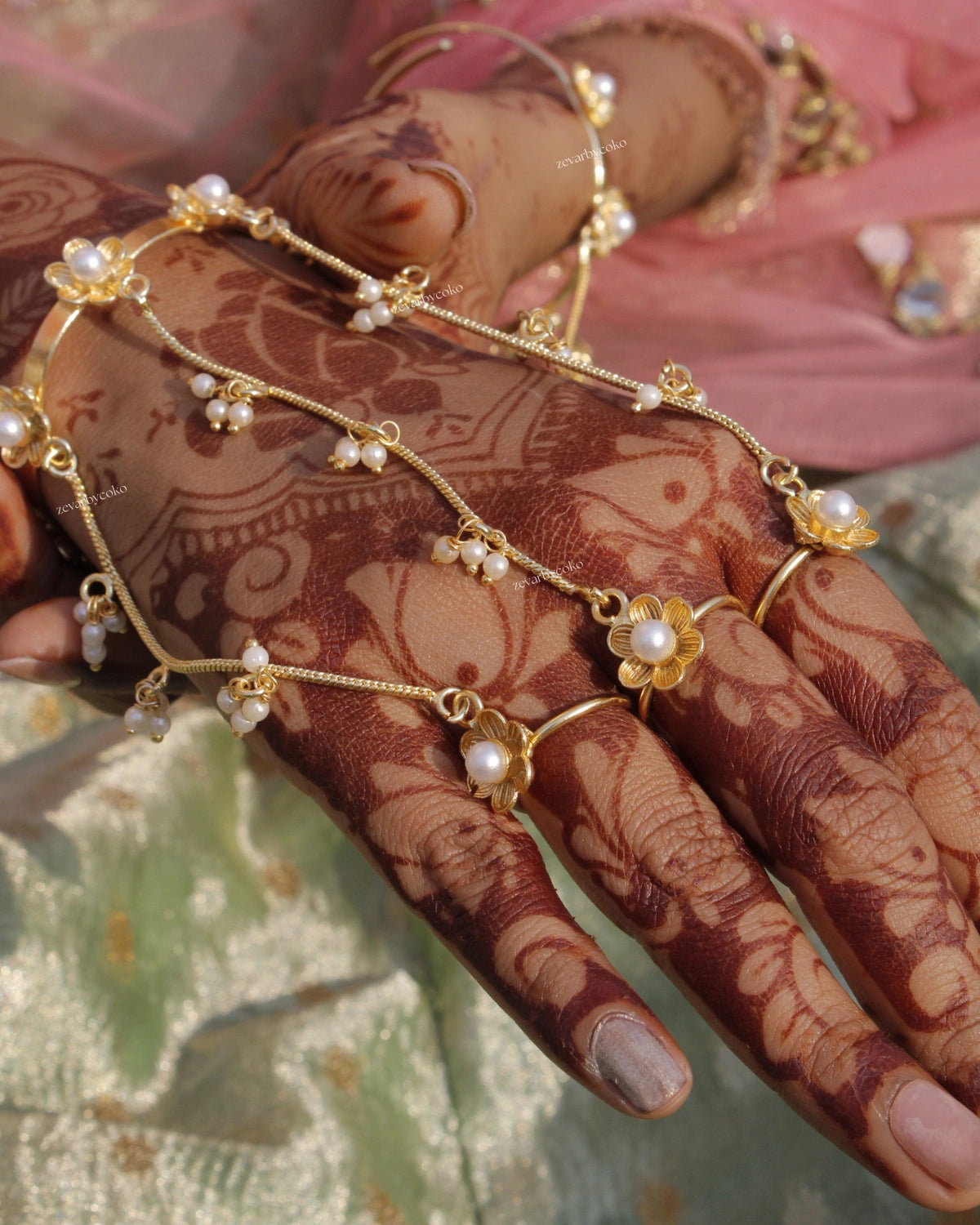 Coko's Inayat Pearl Hathphool - Set of 2