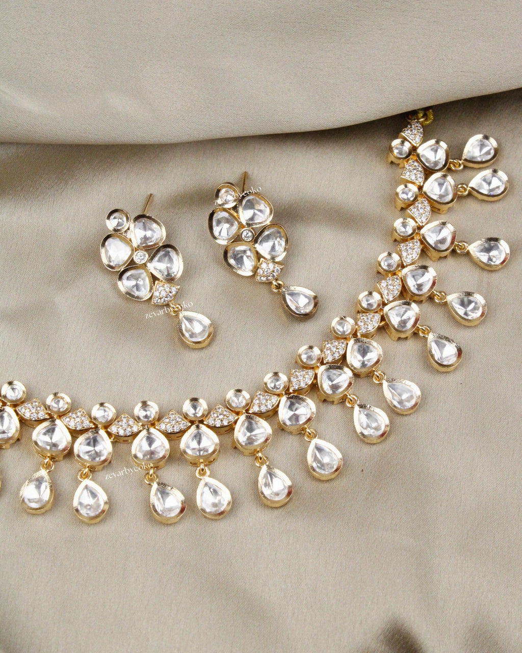 COKO's Carat Moissanite Polki Necklace Set - Neesha