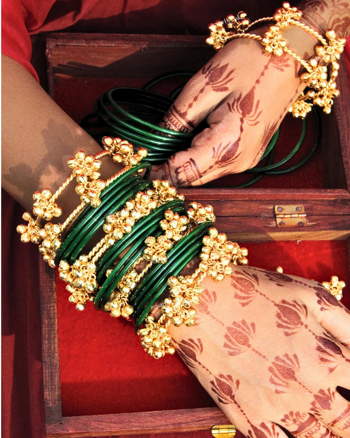 Kashmiri Classic Ghungroo Bangles set of 2