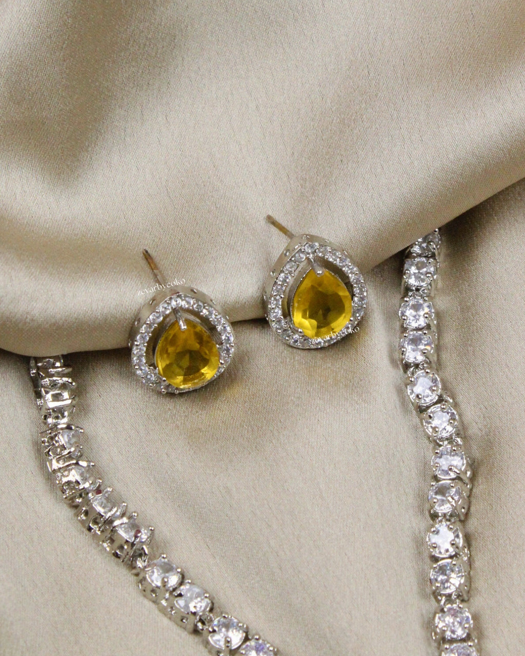 COKO's Eardrop American Diamond Necklace set - Vaishali