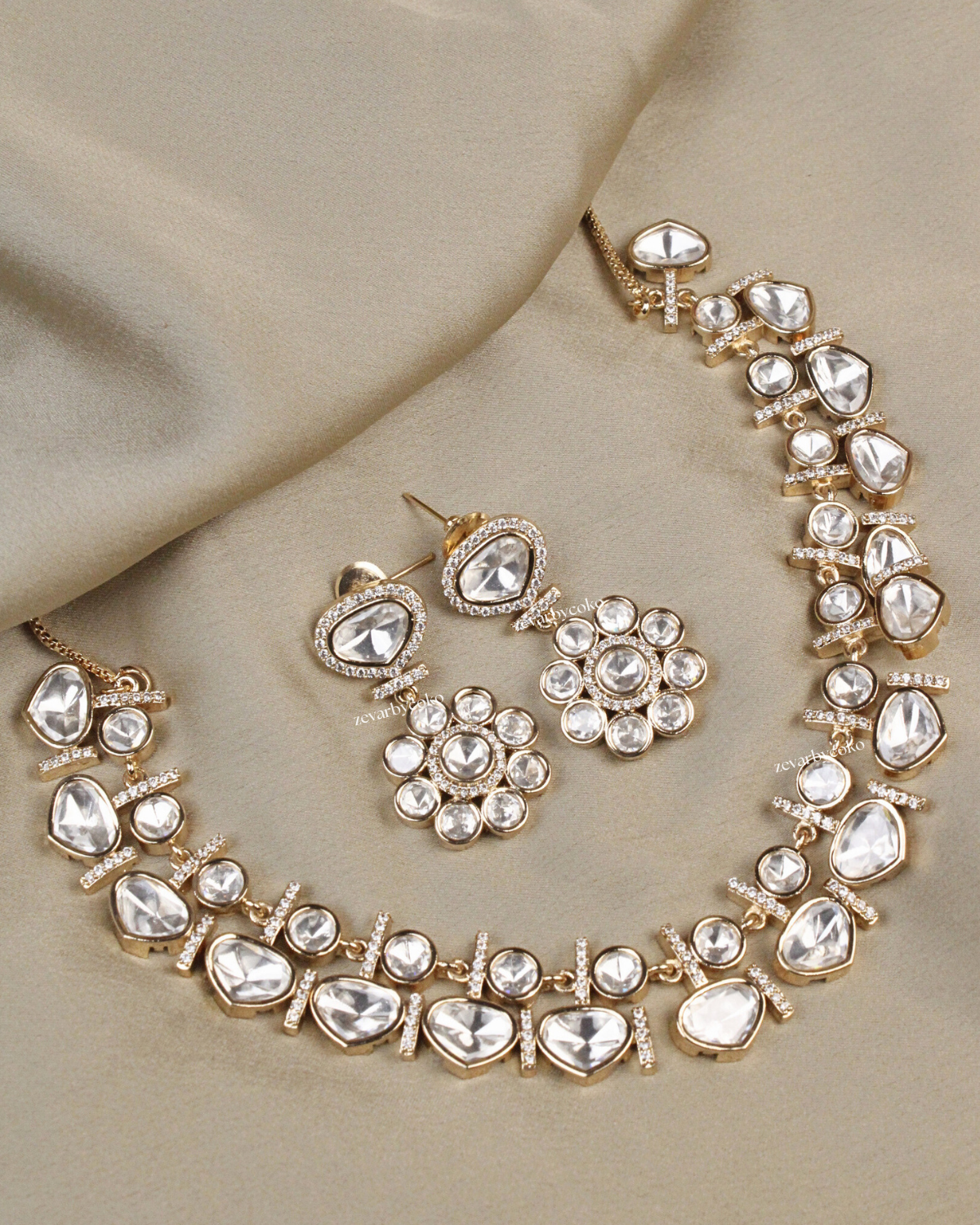COKO's Carat Moissanite Polki Necklace Set- Nainika