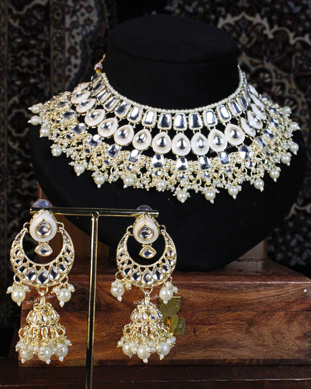 COKO's Majestic Pearl & Kundan Necklace Set- Srishti