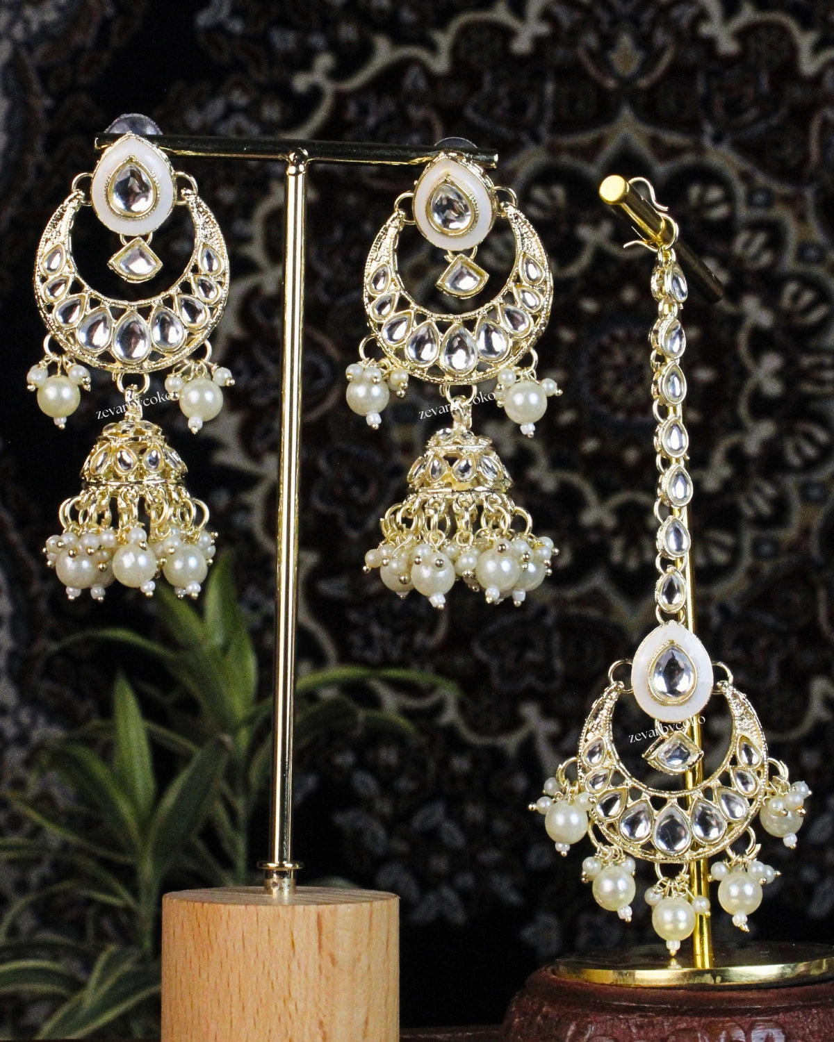 COKO's Majestic Pearl & Kundan Necklace Set- Srishti