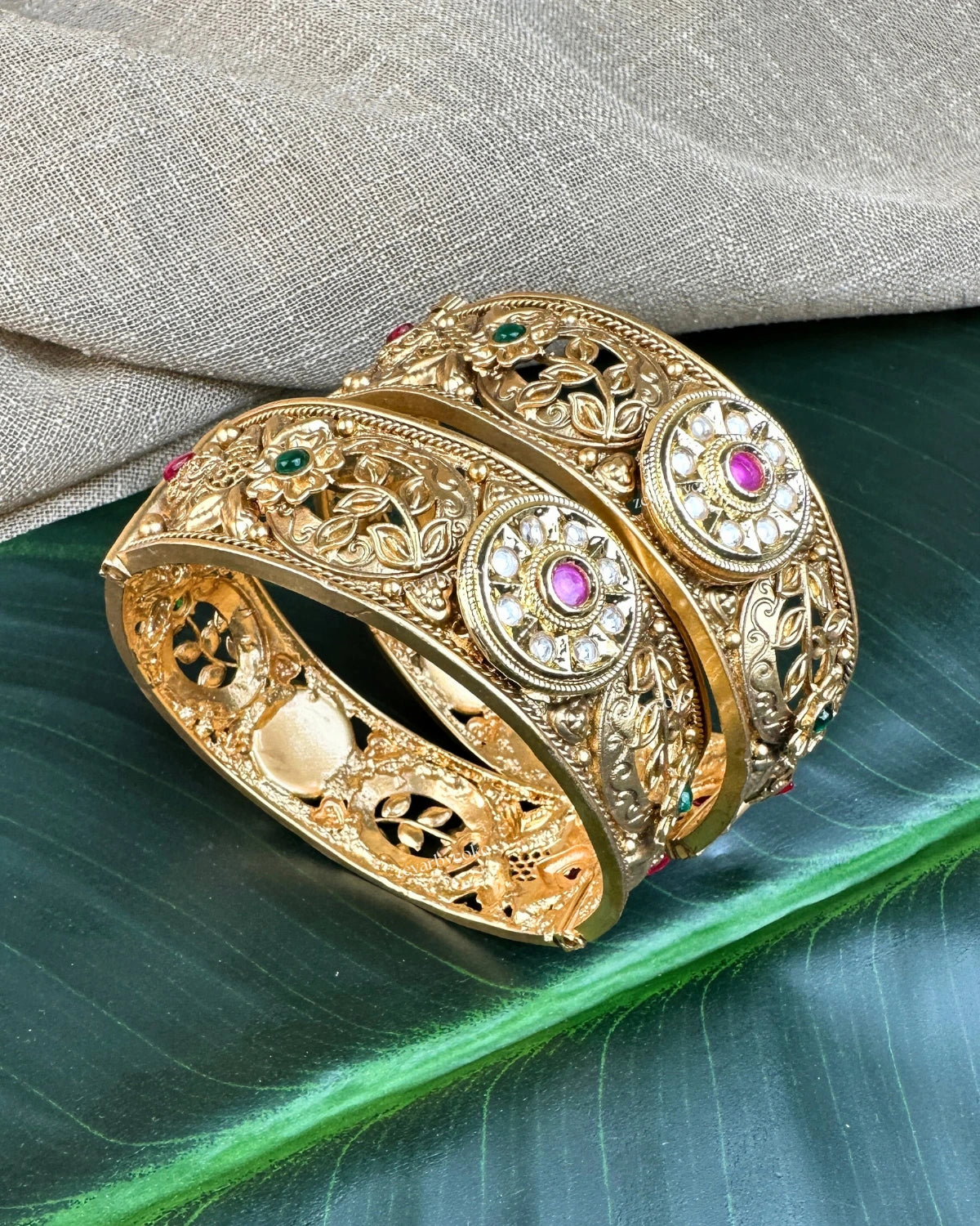 Advika bangles set of 2